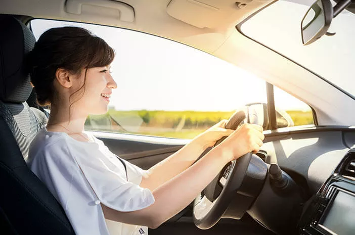 Mobil Tanpa Kaca Film Cepat Rusak? | BSD & Gading Serpong